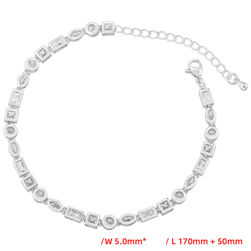 White gold and white diamond bracelet