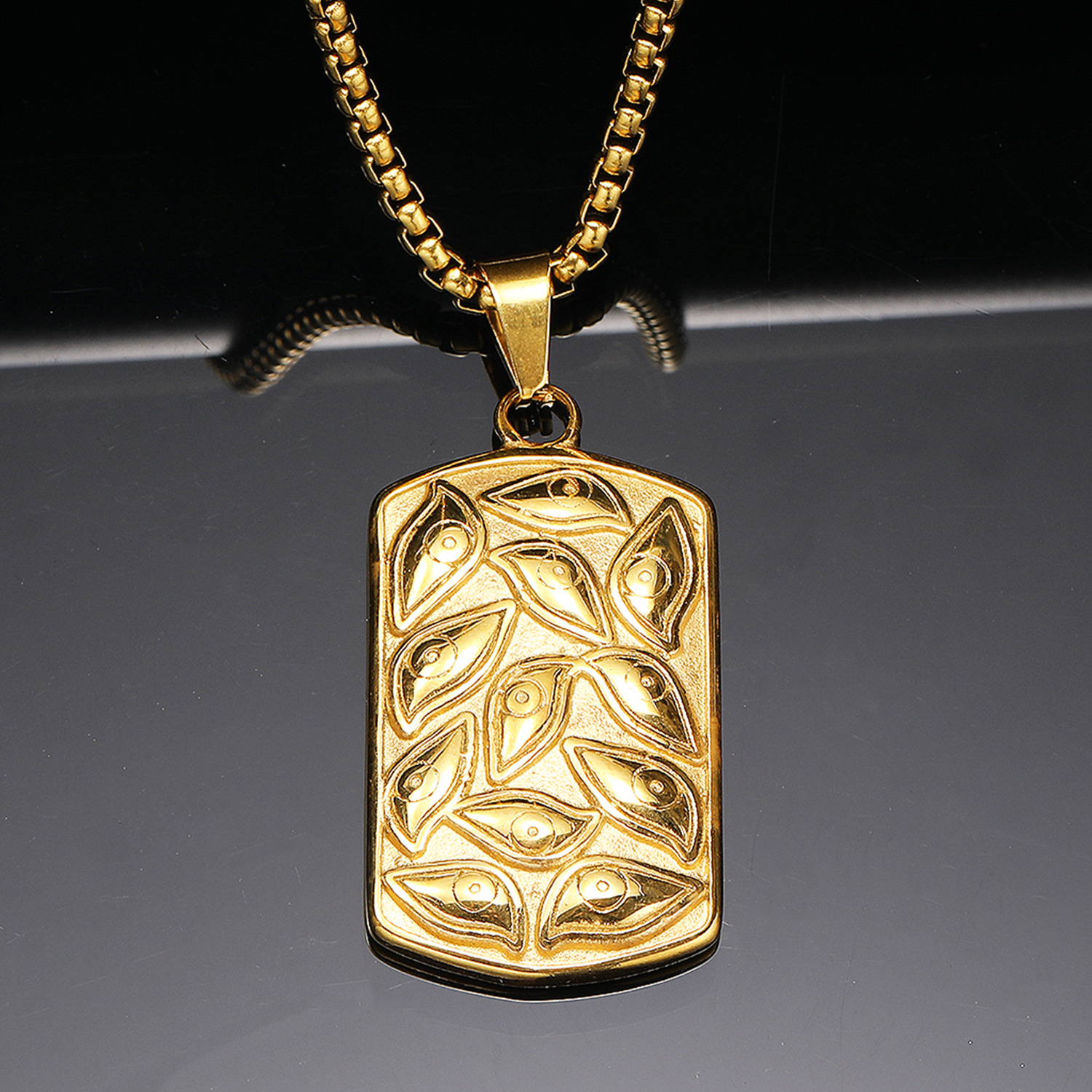 2:Gold pendant