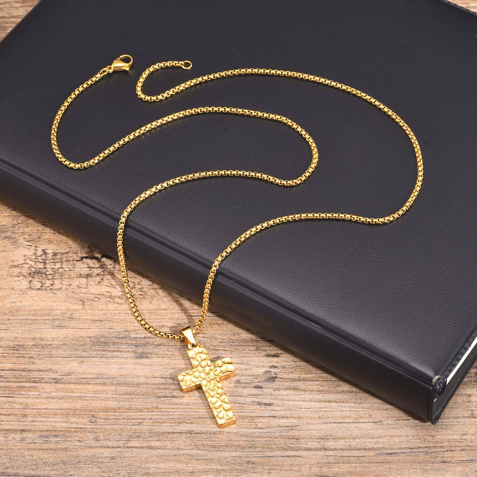 Golden Pendant + Chain 60CM