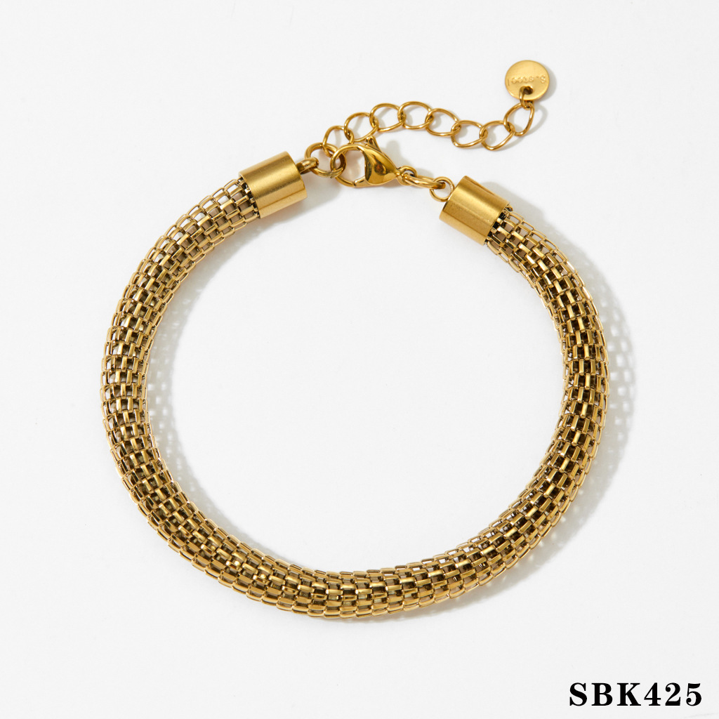 Gold bracelet