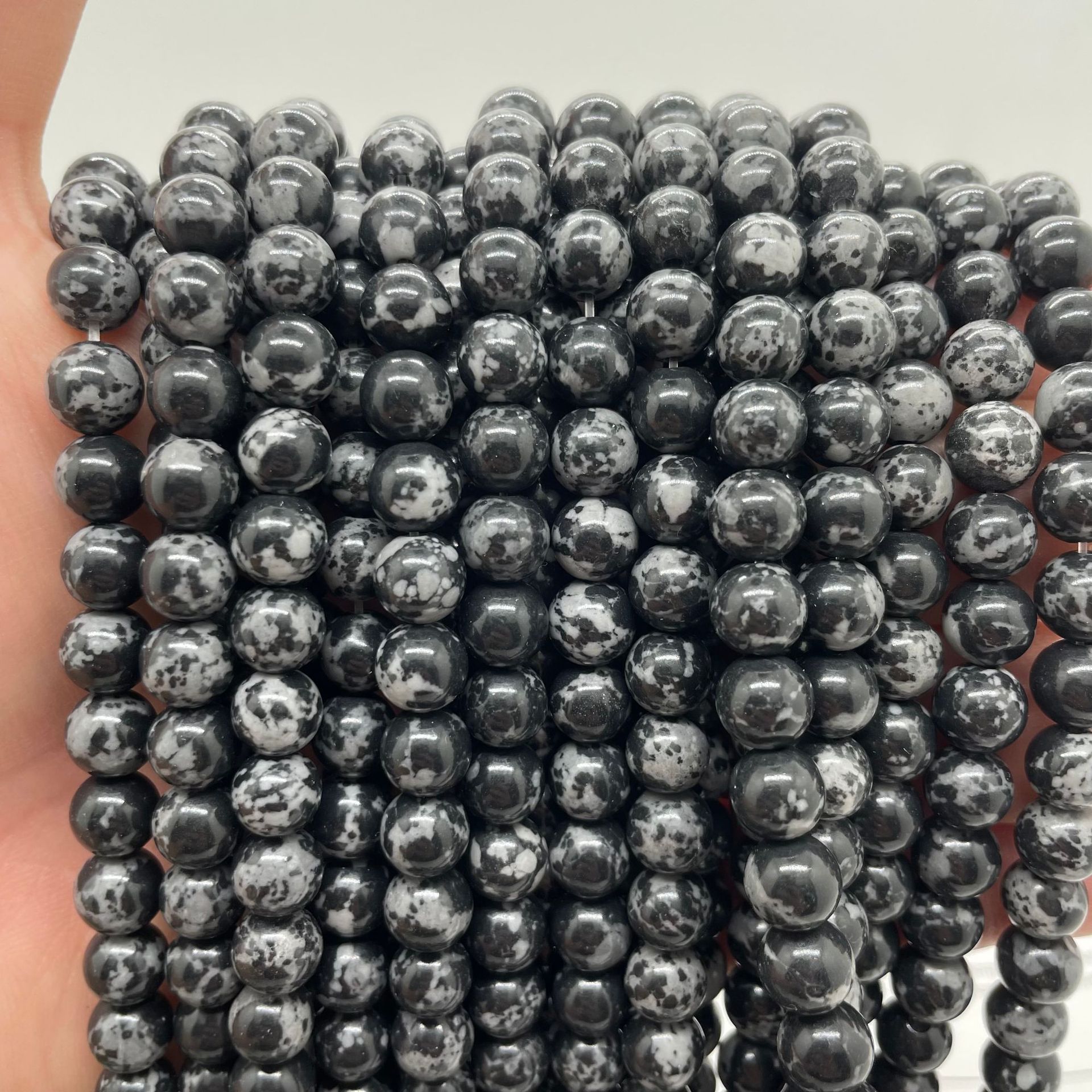 8mm (about 47 pieces) /Strand