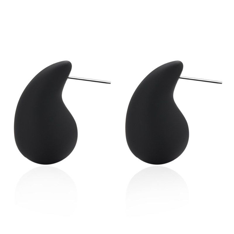 Stud earrings - Black