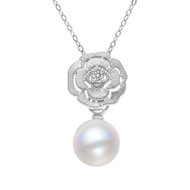 Pendant (including chain) - White Gold - Shell bea