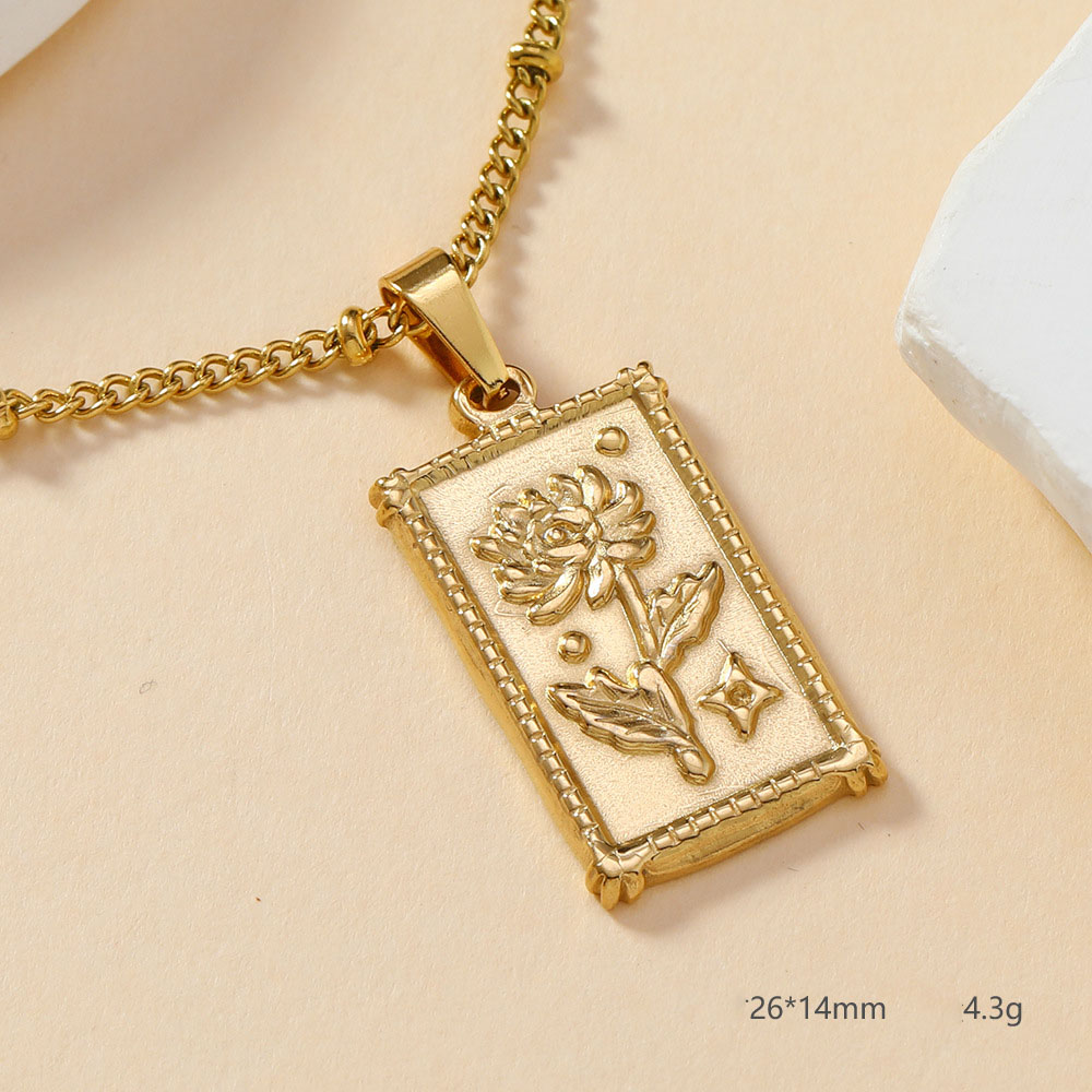 Square flower pendant 2