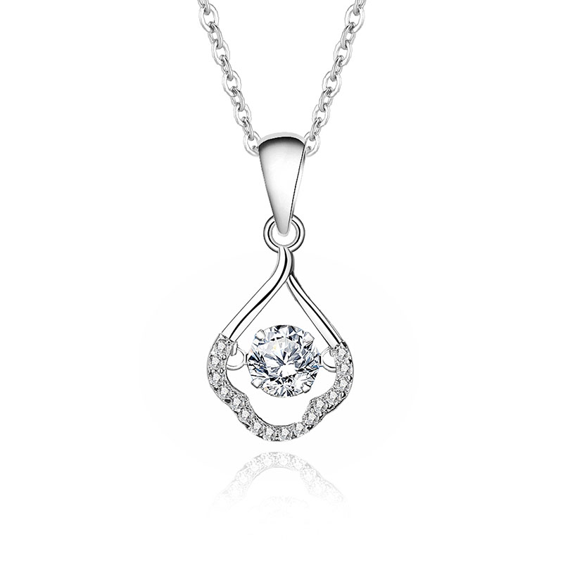 Mosan white diamond white gold