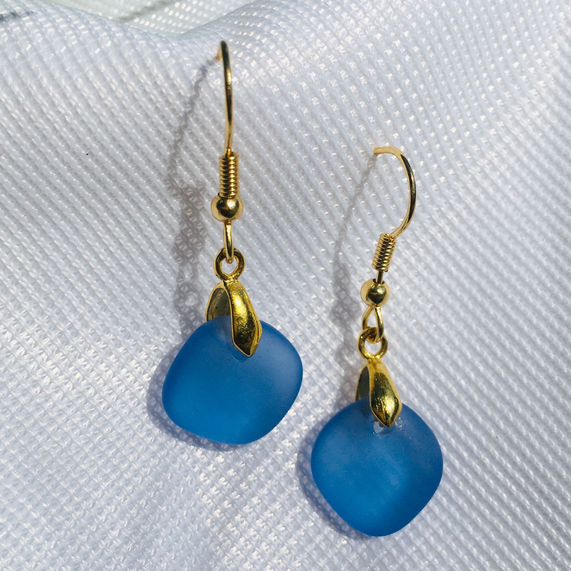 2:Gold ear hook - Light blue Cornflower