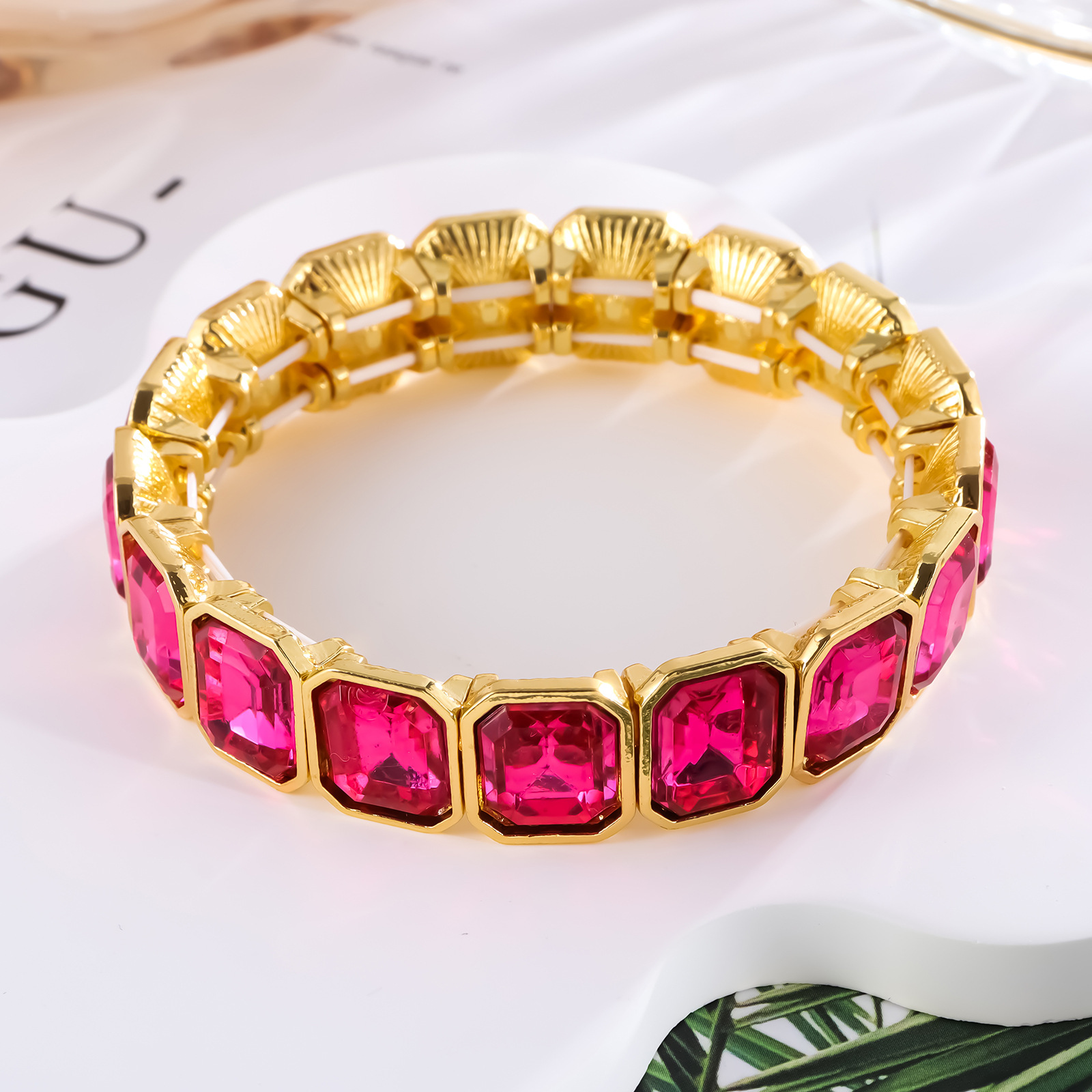 Gold red diamond レッド