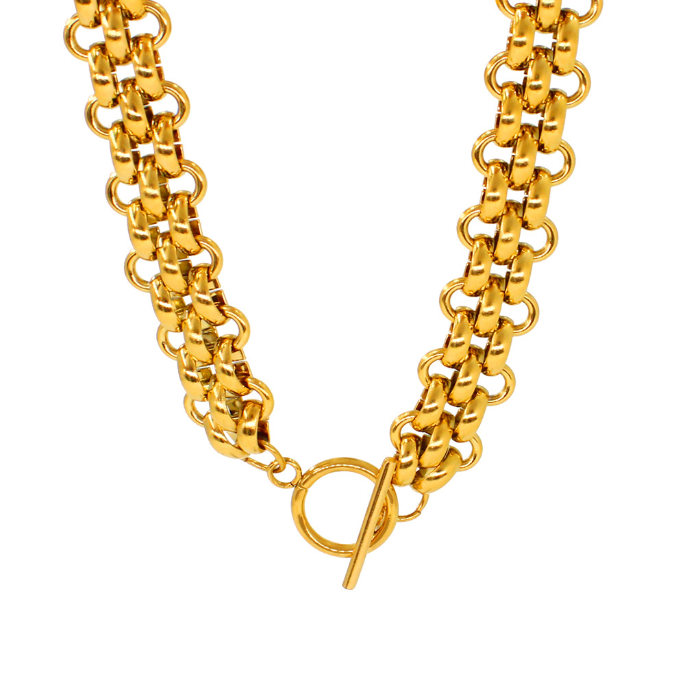 2:Gold necklace 40cm