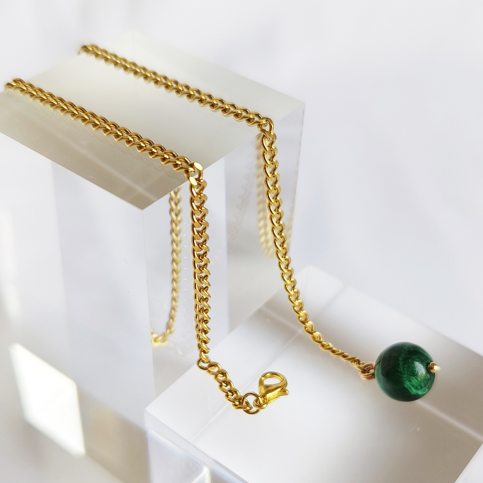 18K natural green chalcedony chain