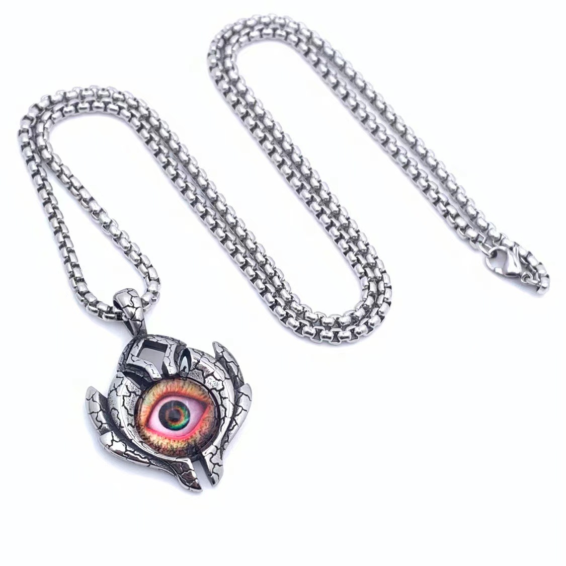 Red-eye pendant with 70CM chain