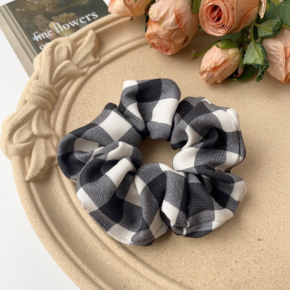 10:plaid bianco e nero