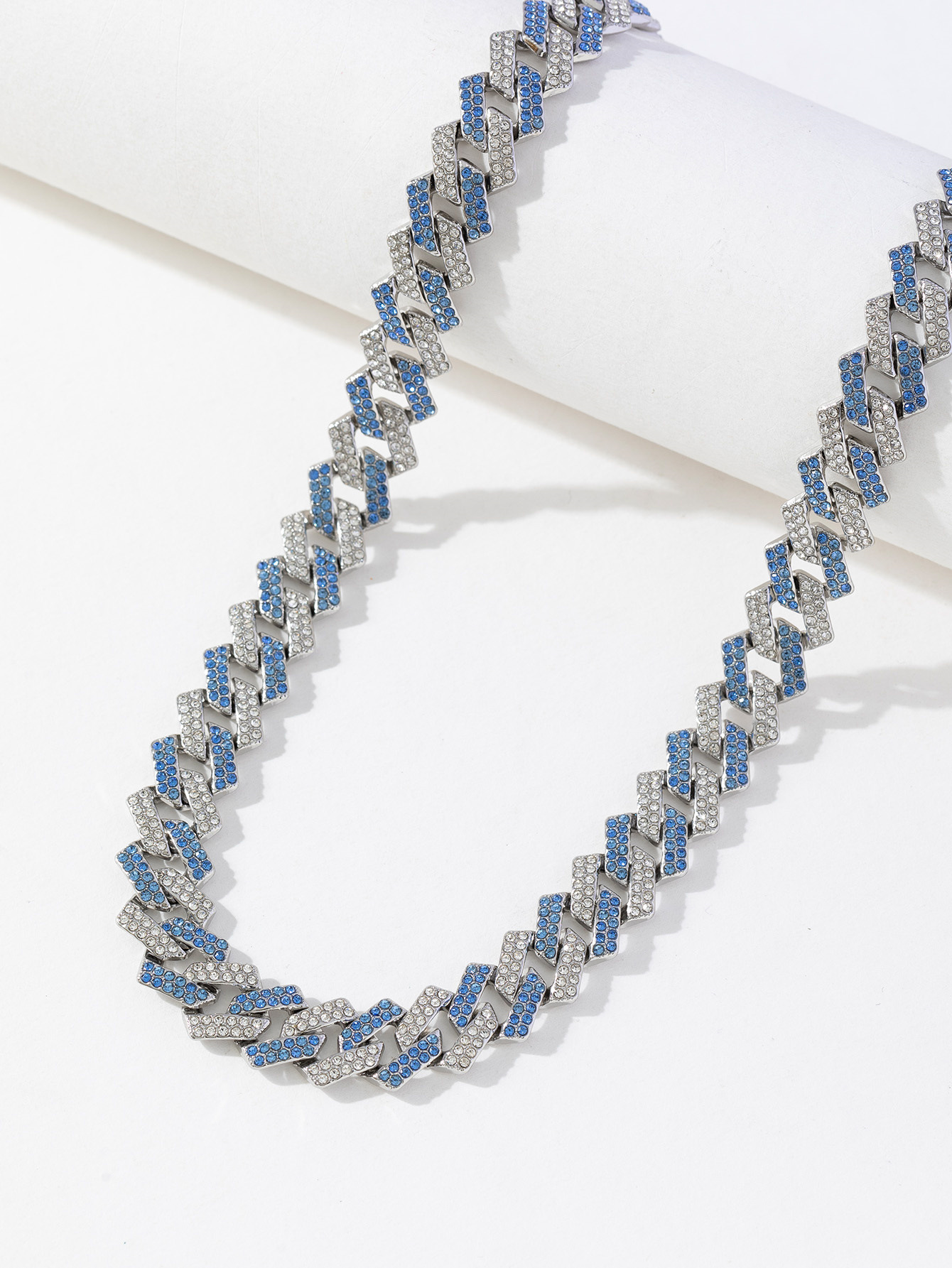 Silver and blue diamond (Necklace) 20inch(50cm)