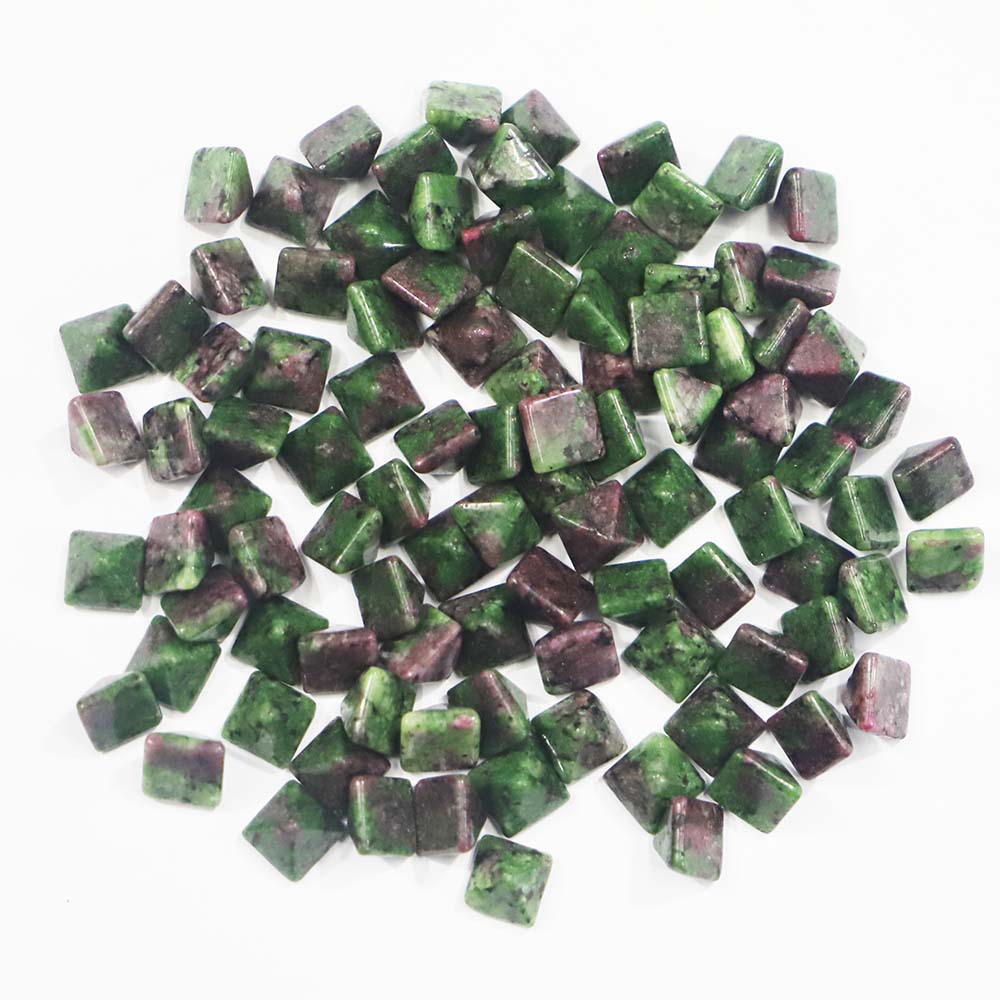 12 Ruby Zoisite