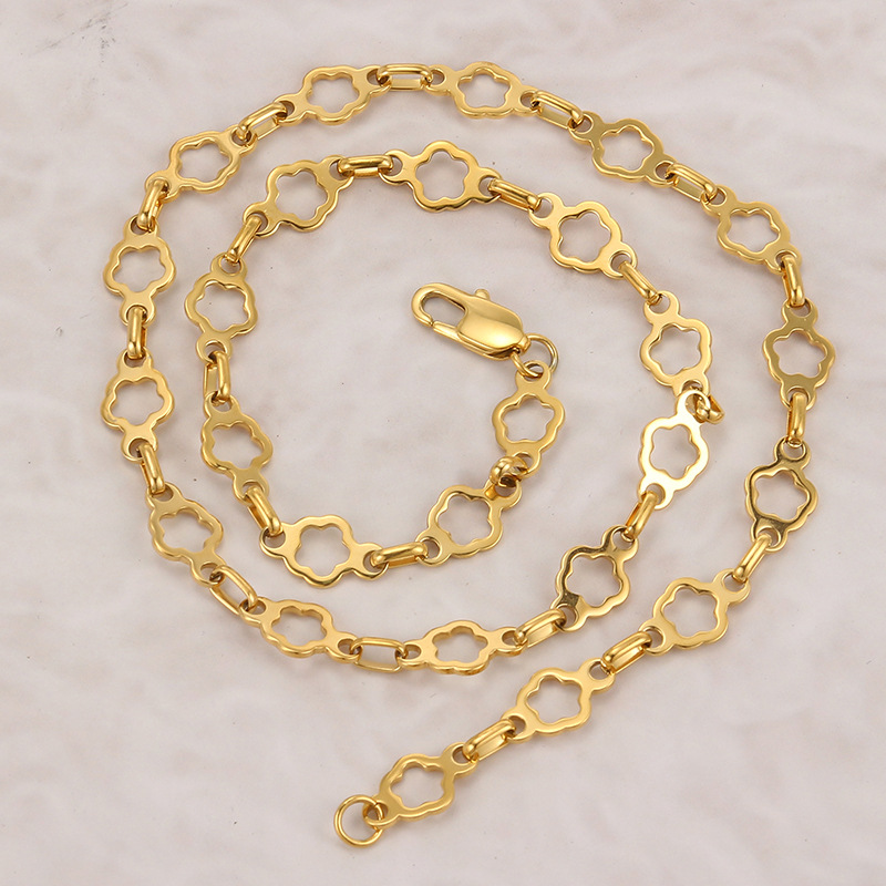 1:Gold necklace 9mm * 52.5cm