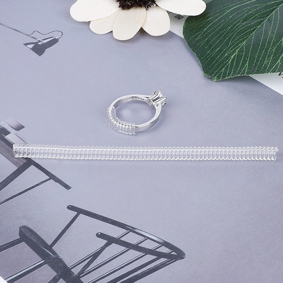 8:Invisible Ring adjustment, thick line circle, outside diameter 5mm inside diameter 2.7 mm thick line 1.2 mm length about 10cm