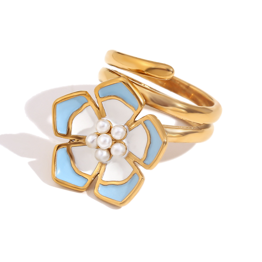 Ring-gold-blue-white