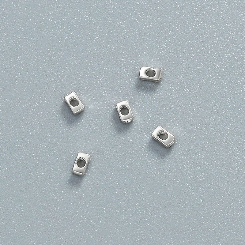 small size-2.5x1.5x1mm