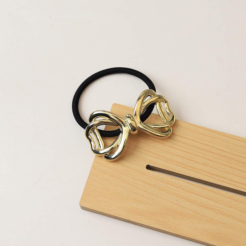 29:Bow tie Gold 5.5x3.5x1cm