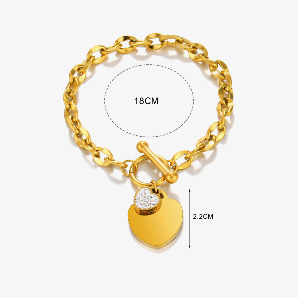 4:Gold love bracelet