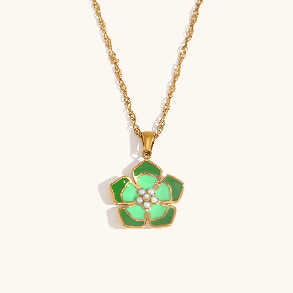 Necklace. - Gold. - Double green