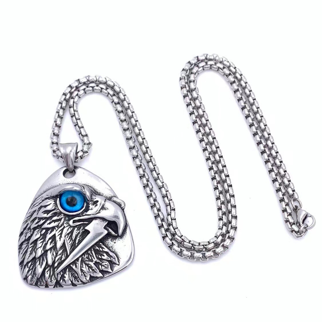 5:Blue-eye pendant with 60cm chain