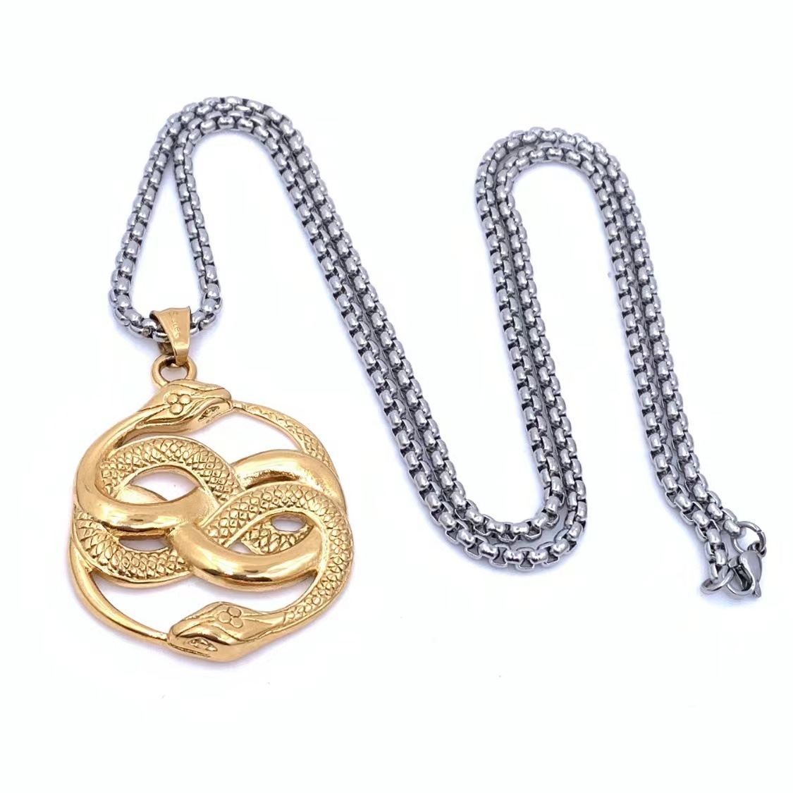 Gold pendant with 70CM chain