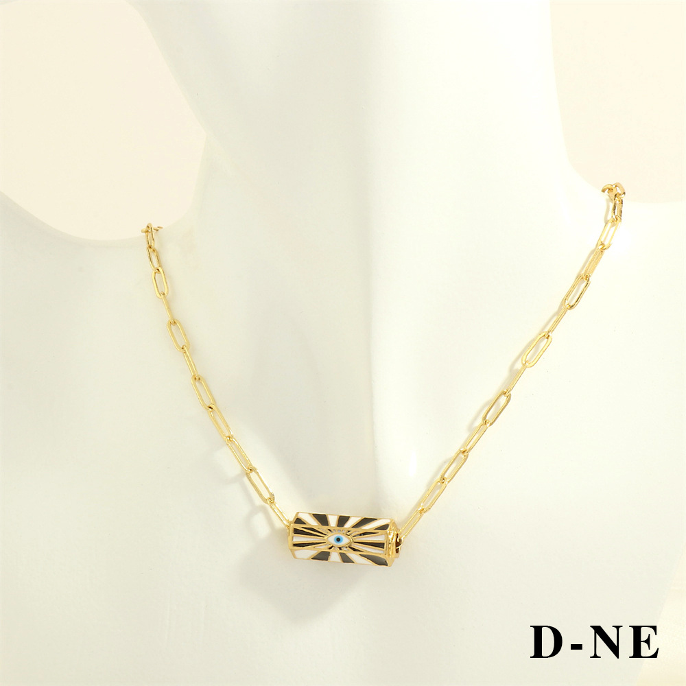 D-Necklace