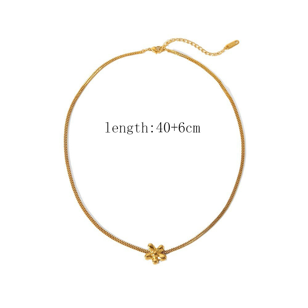 3:TN3390 necklace