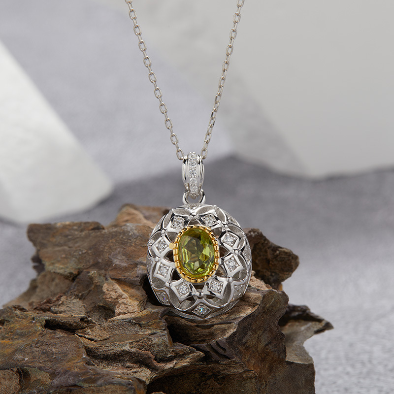 2:B Peridot Stone necklace 44cm with 5cm extender chain