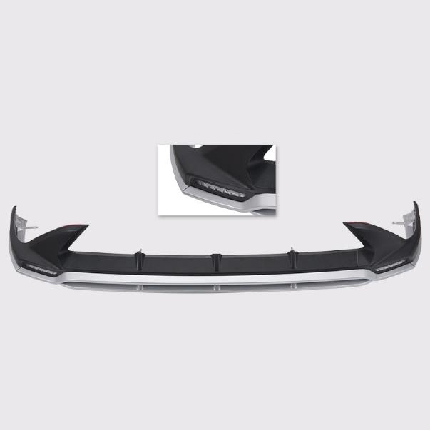 Front bumper with light