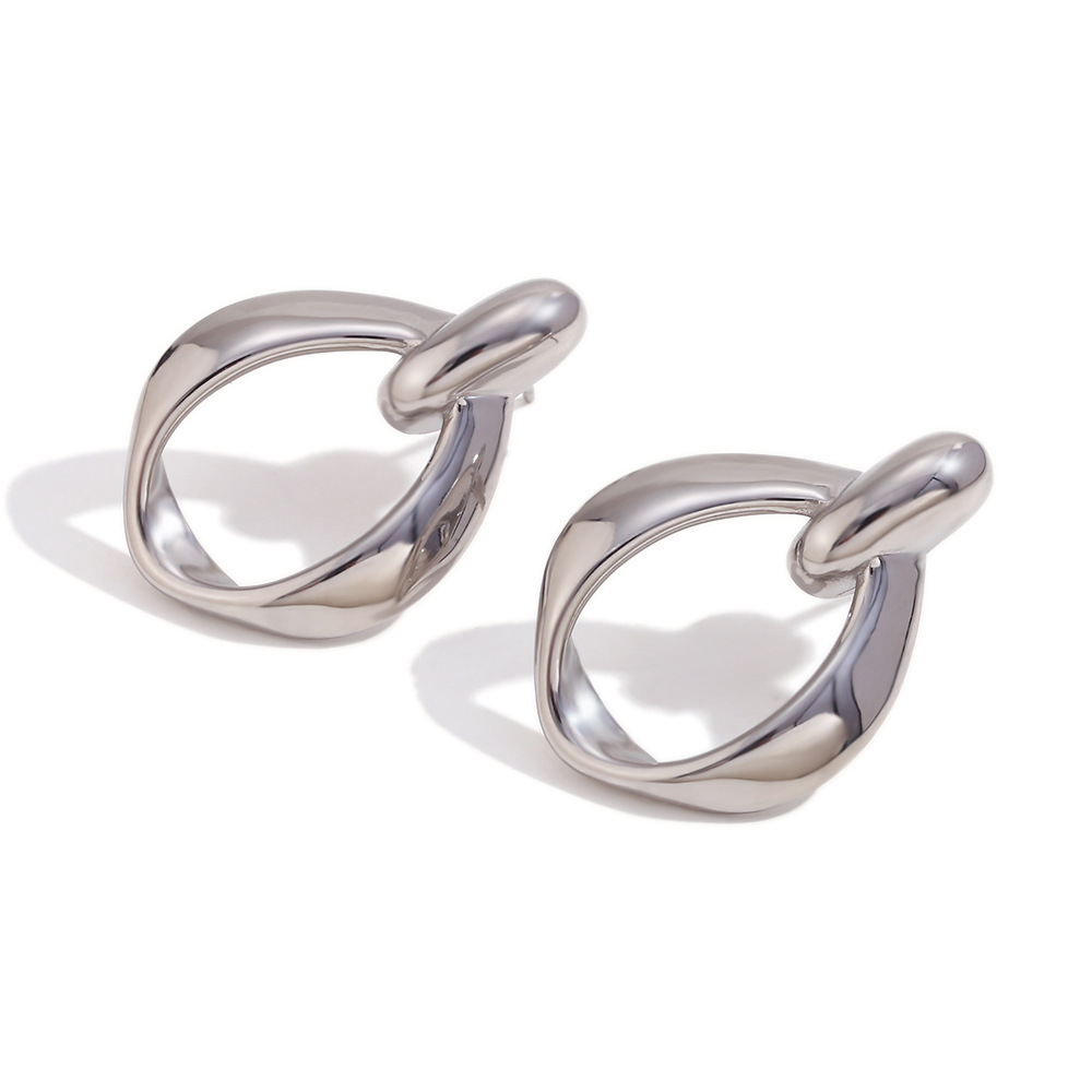 Simple hollow O Ring stud earrings - Silver