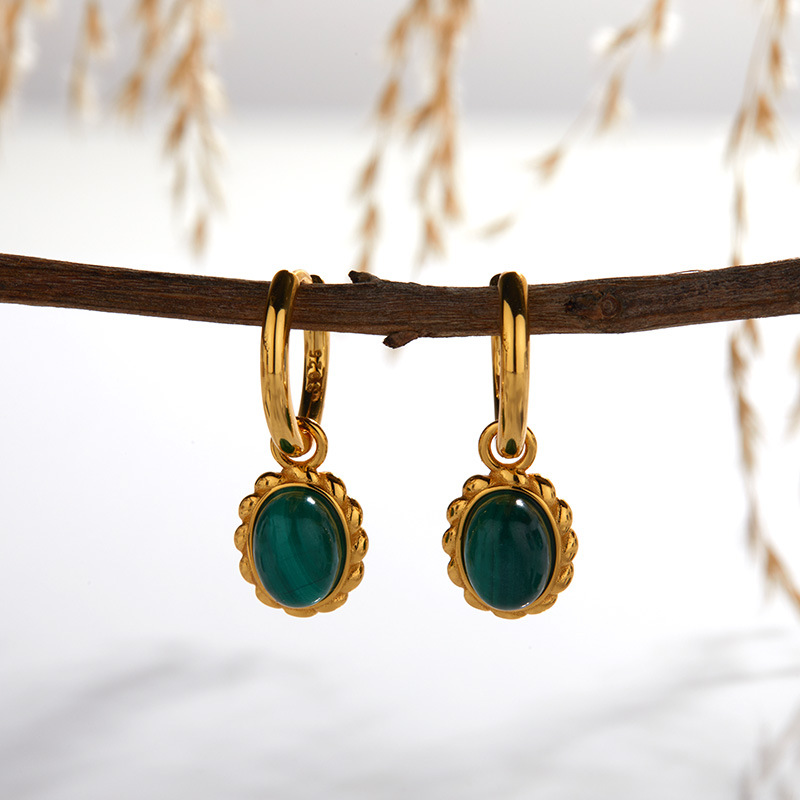 15:15 Malachite earring