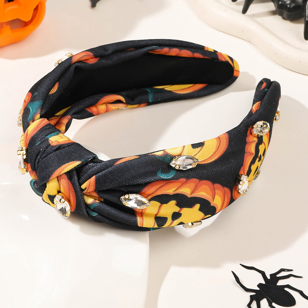 6:Diamond diamond pumpkin black