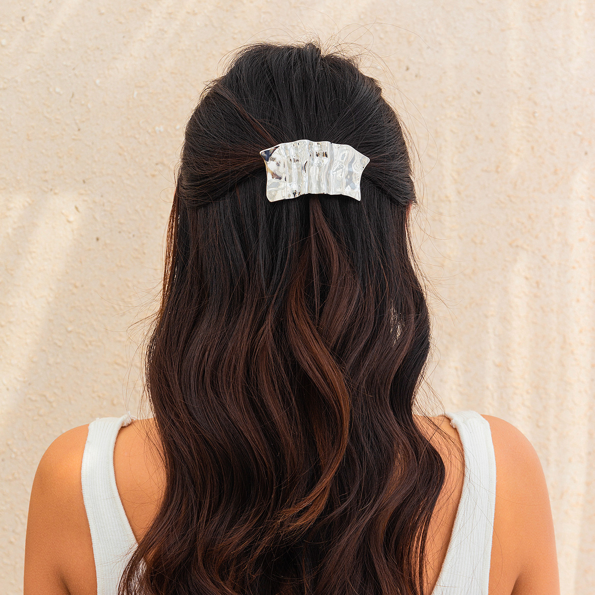 01 Hairpin White k 0552