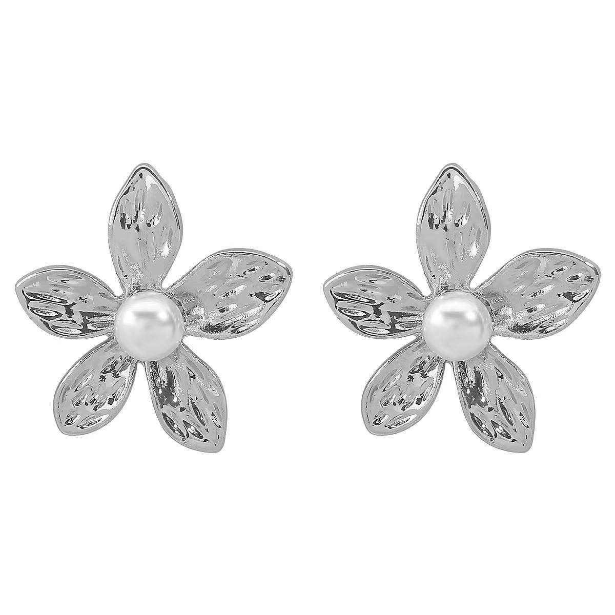 2:White K Earrings-29x27mm