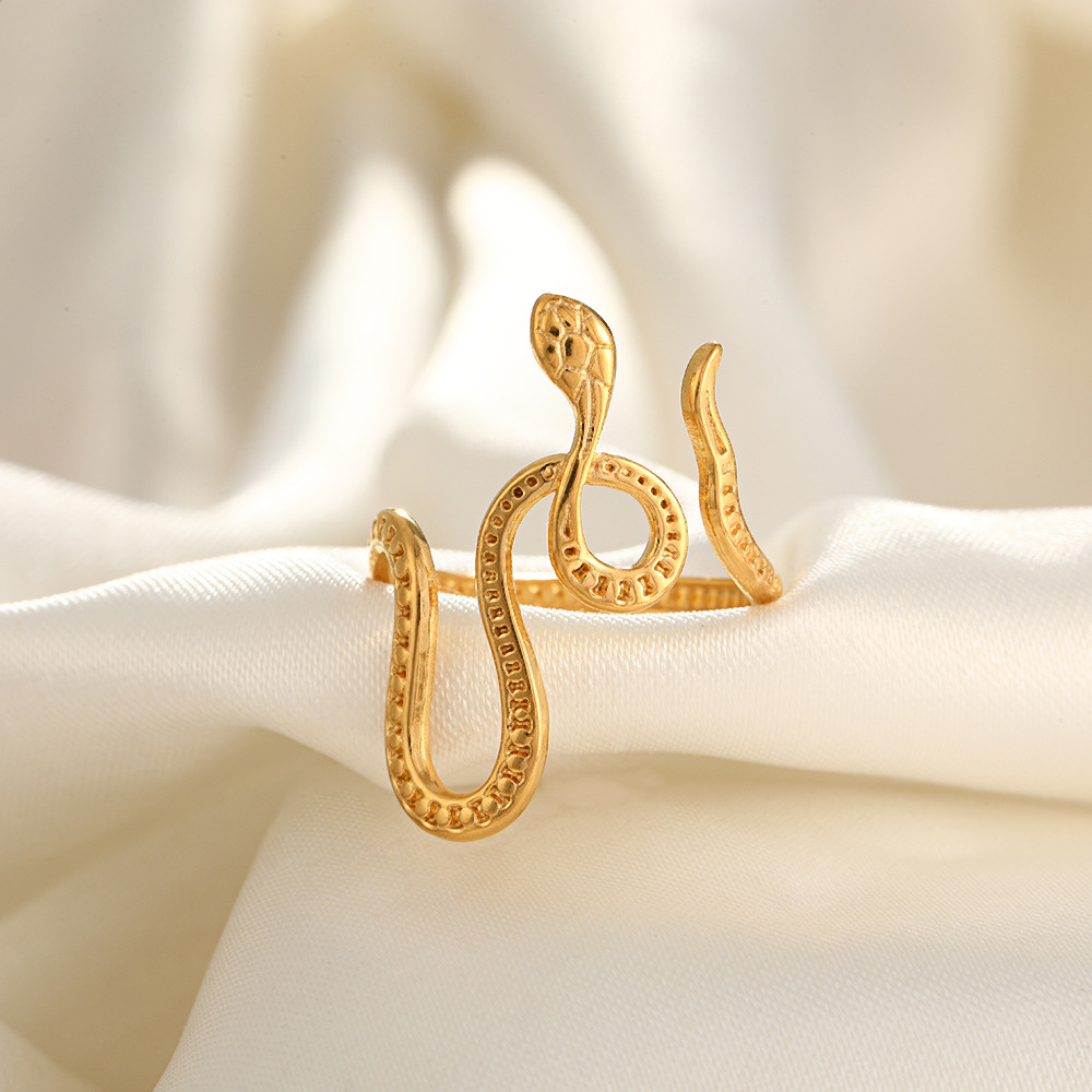 18k gold snake