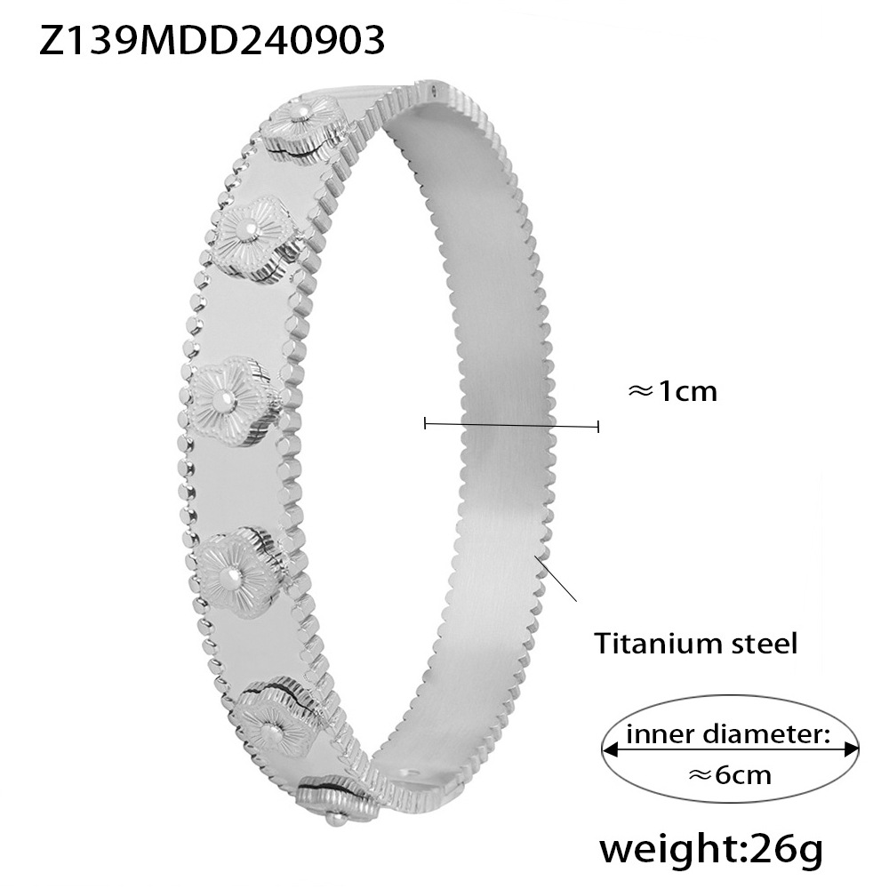 Steel bracelet