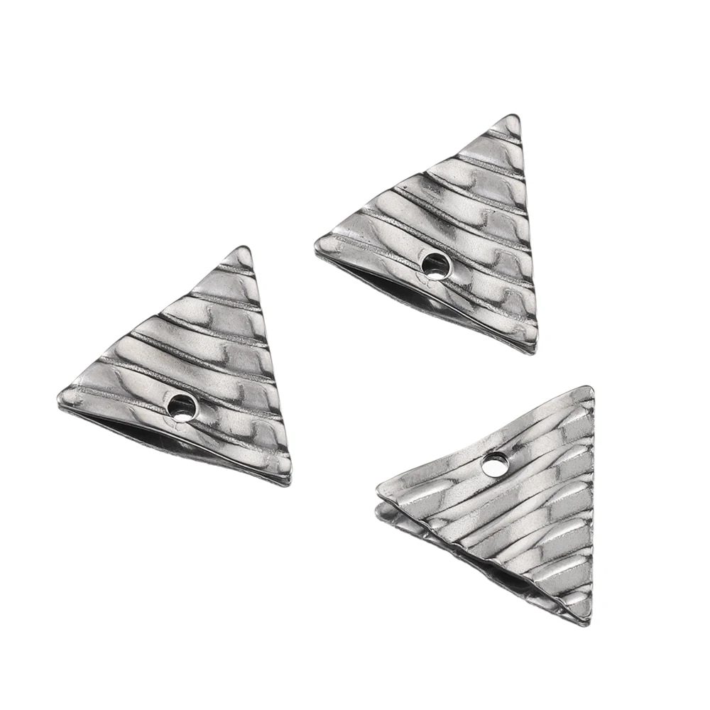 15:Steel Color - triangle