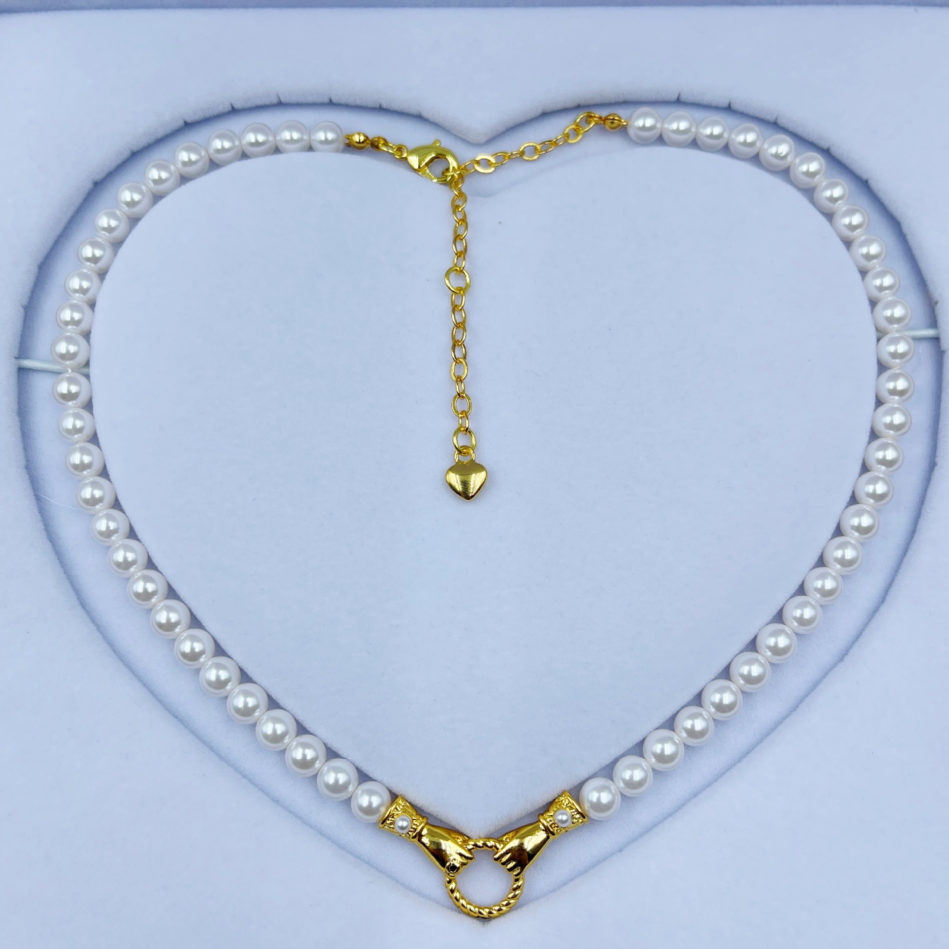 1:6mm round pearl necklace