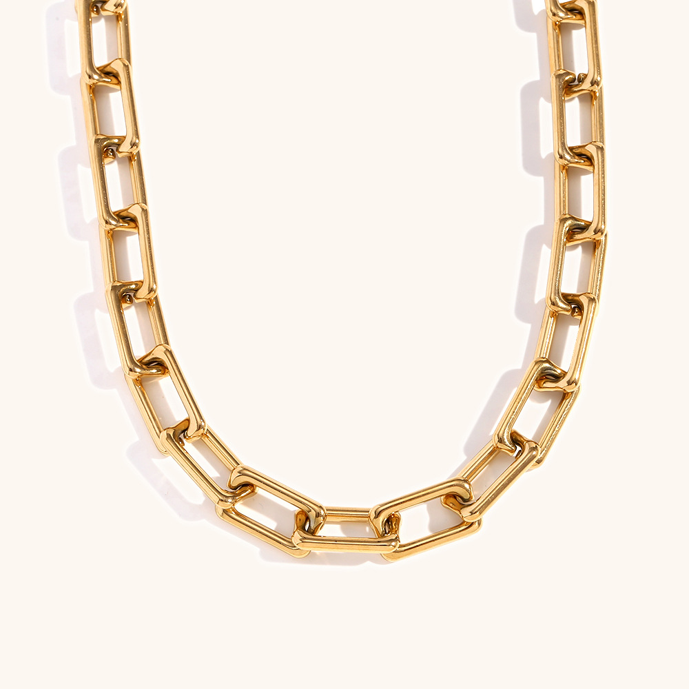 3:Necklace - Gold