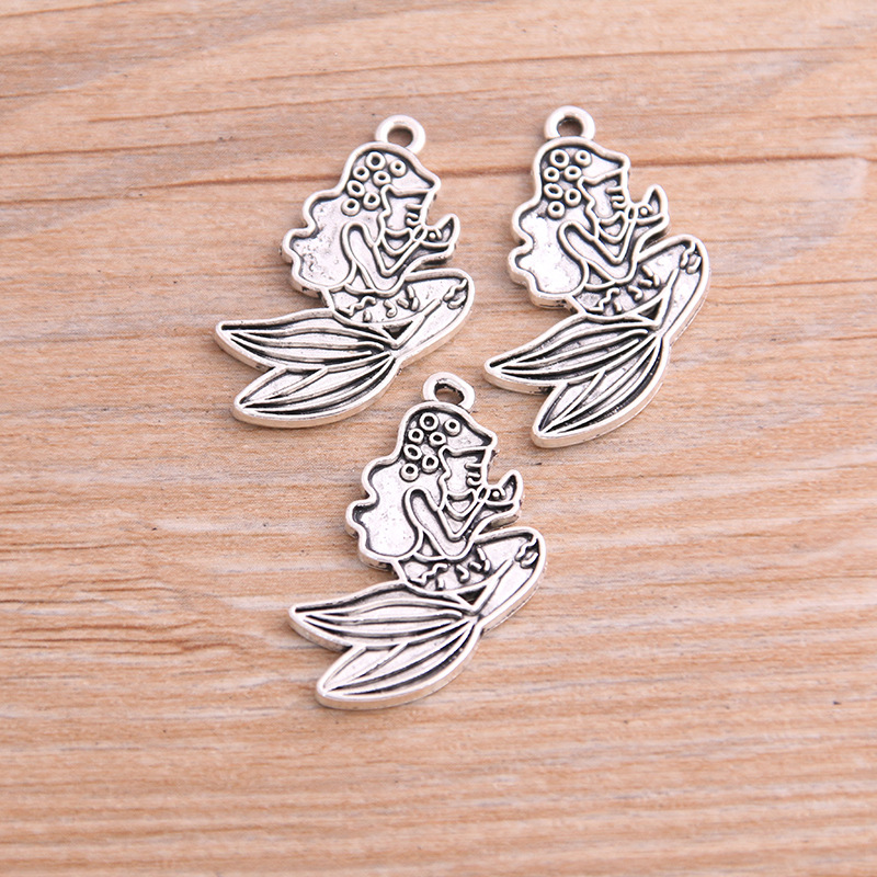 6:antique silver color mermaid 16*30mm