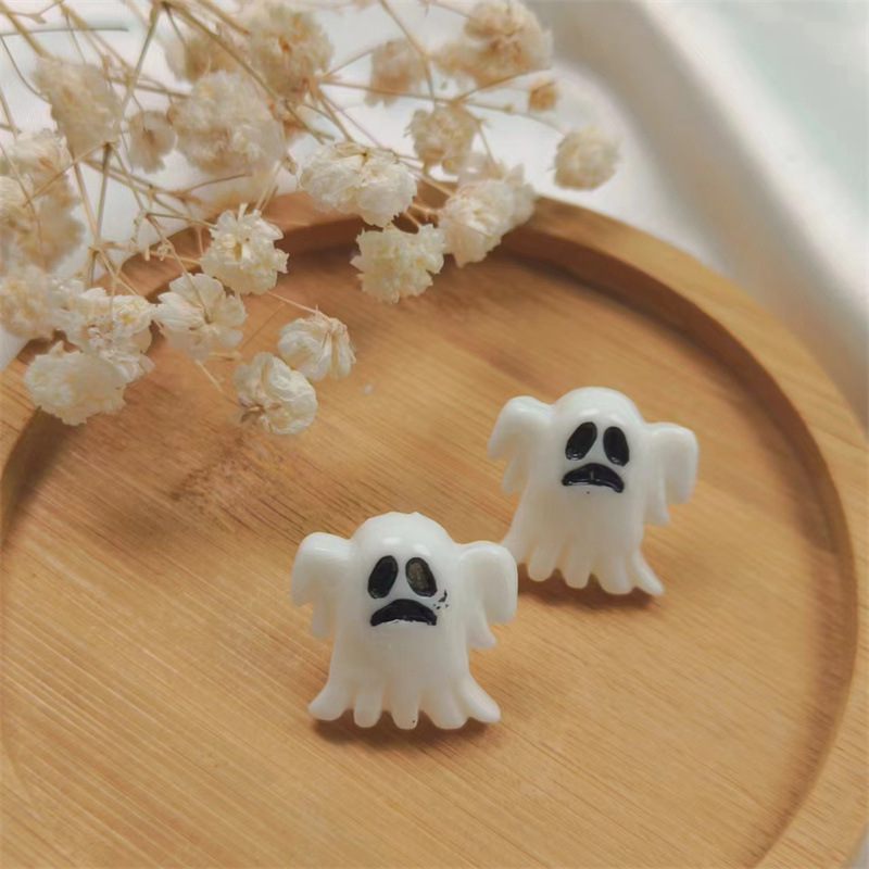 10:Crying Face Ghost -2.3*2.2cm