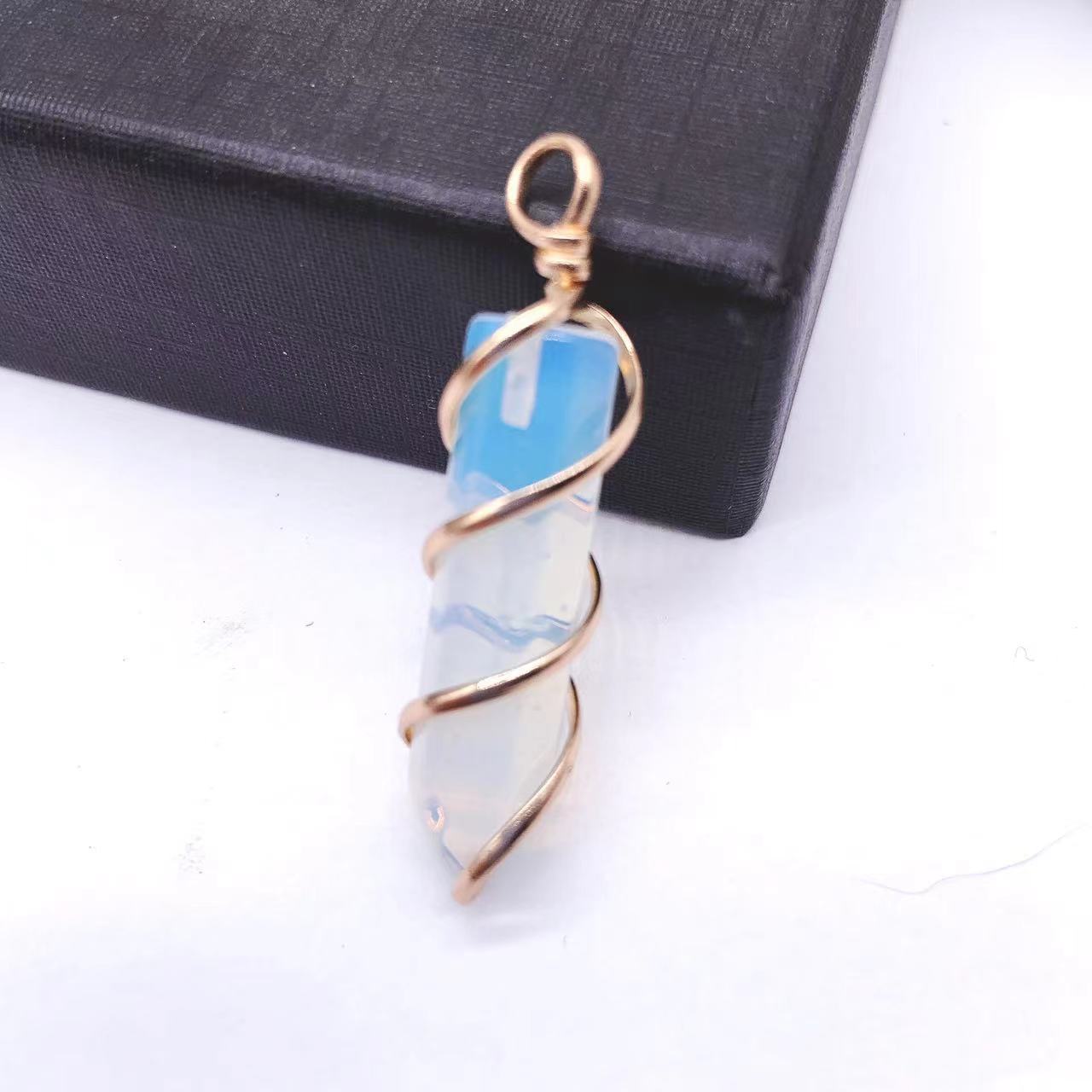 sea opal (gold)