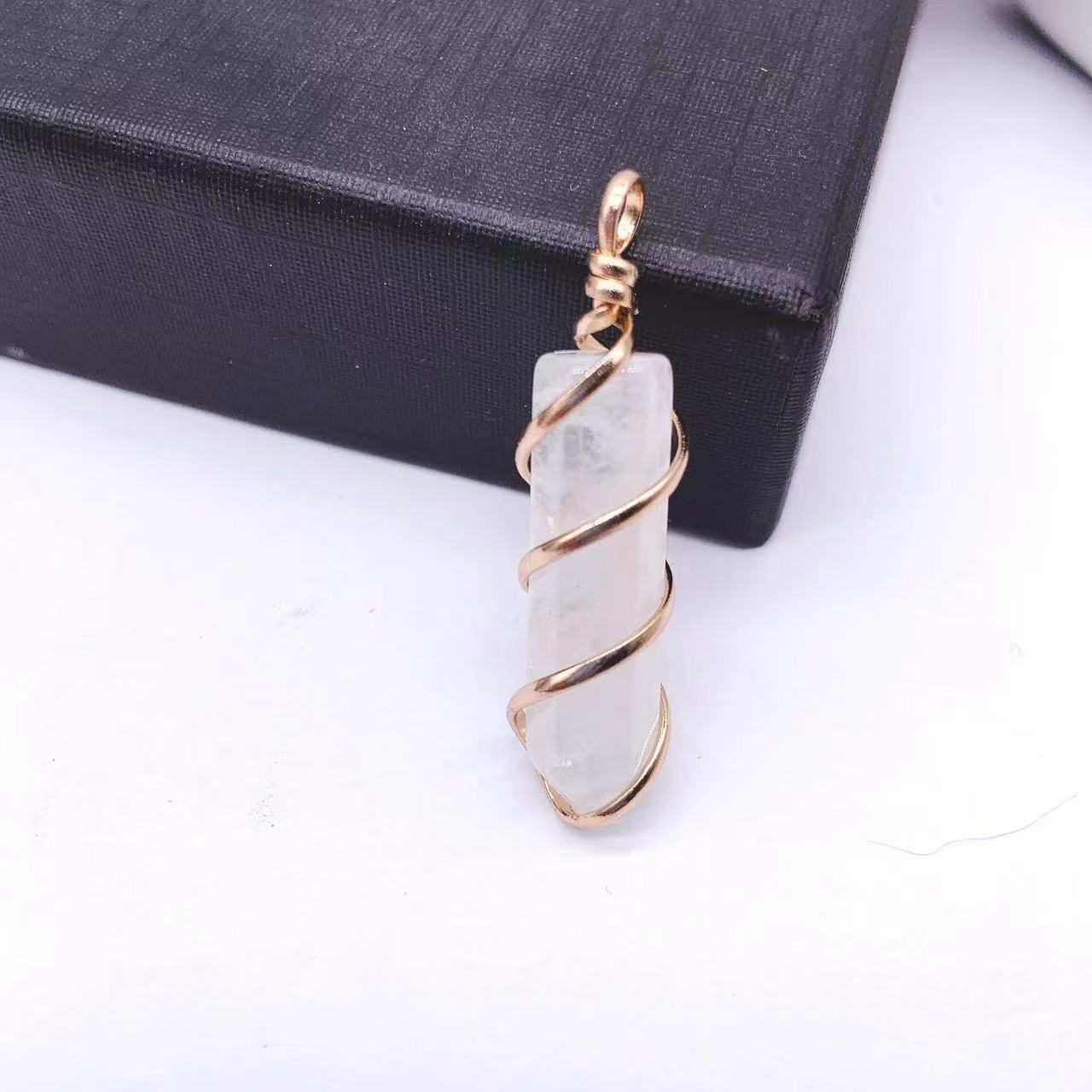 Clear Quartz (gold)