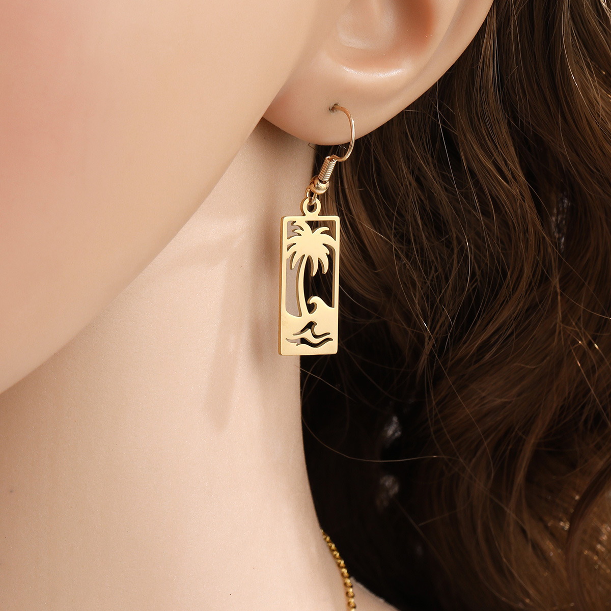 1:Earring gold