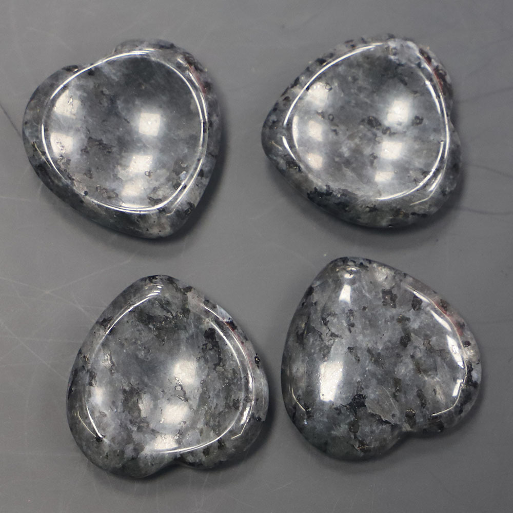 10:Black Labradorite