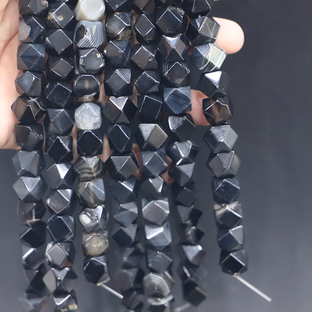 2:Black Agate