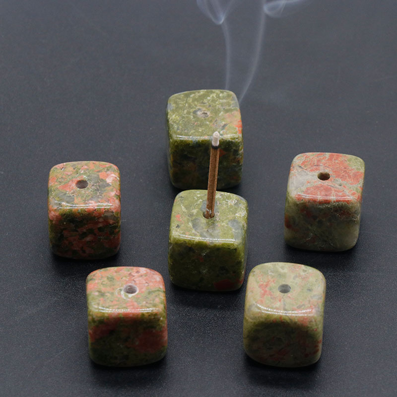 15 Unakite