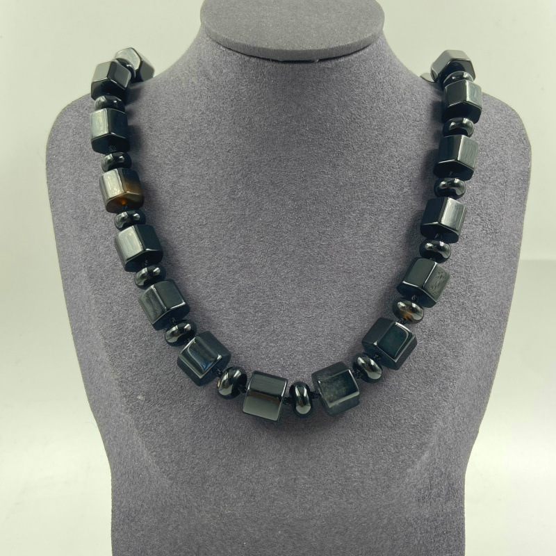 3:Black Agate