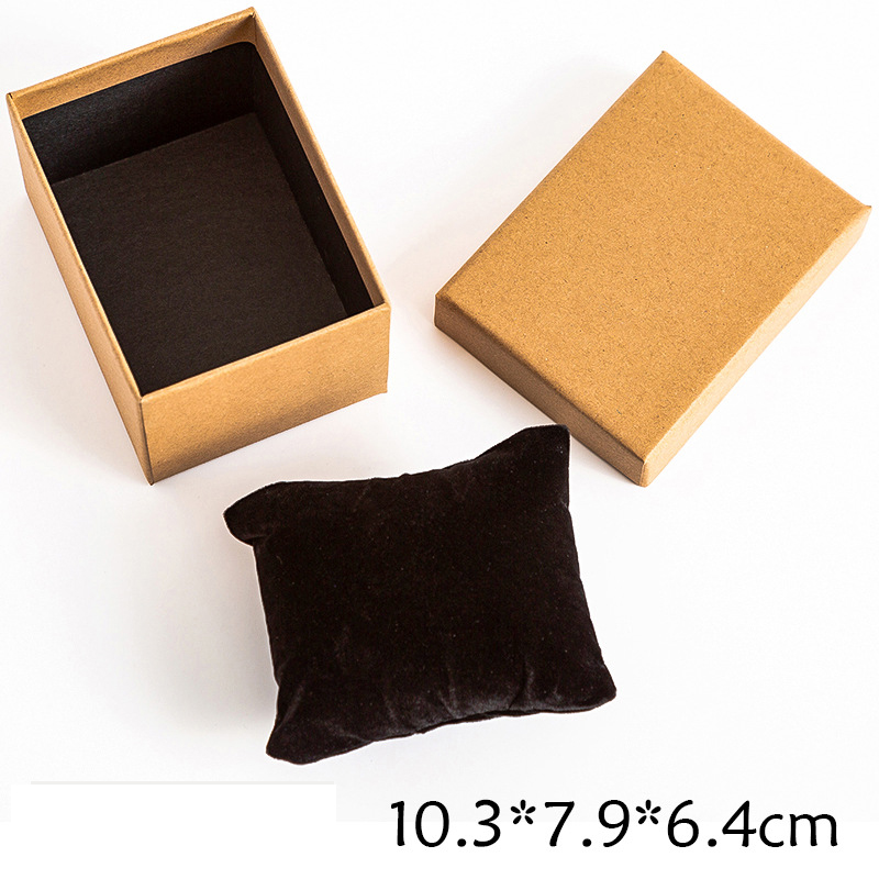 No. 6 10.3*7.9*6.4cm with small black velvet pillo